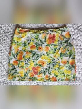 Sugar n Spice - Citrus Mini Skirt - Size 6